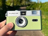 Le Pure35 est disponible en vert, violet et noir.