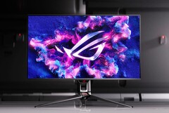 Asus n'a pas encore confirmé officiellement le prix de vente conseillé du ROG Swift OLED PG32UCDM. (Image : Asus)