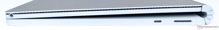 Côté droit : prise jack (tablette), 1 USB C 3.2 Gen2 (dock clavier), connecteur Surface (dock clavier).