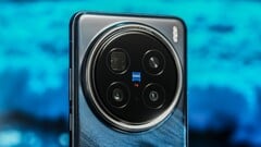 Le nouvel appareil photo Zeiss a impressionné les premiers examinateurs internationaux de smartphones, dont certains se sont rendus en Chine avec un Galaxy S24 Ultra ou un iPhone 16 Pro. (Source : Vivo)