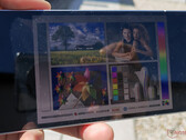 Le Nothing Phone (1) ne dispose pas d'un écran capable d'afficher 1 200 lumens. (Image source : NotebookCheck)