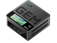 Le GEM12+ Pro est un mini-PC très compact avec OCuLink (Image source : Aoostar)