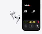 Une image des AirPods Pro 3 de Apple à côté d'un iPhone