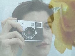 L&#039;appareil photo numérique Fujifilm X half utilise un capteur de 1 pouce dans un boîtier compact. (Source de l&#039;image : Fujifilm)