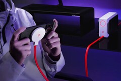 Le radiateur de refroidissement liquide compact de OnePlus est équipé d'une puce de recharge magnétique sans fil. (Source de l'image : OnePlus)