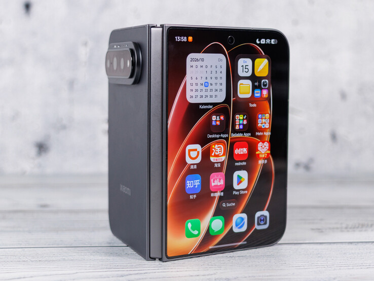 Test du Xiaomi 18 Fold. Appareil de test fourni par TradingShenzhen.