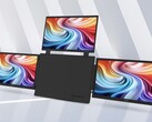 L'image montre le moniteur portable Acer PD163Q-P3, composé d'un boîtier central entouré de trois écrans de 15,6 pouces en 1080p situés sur les côtés 