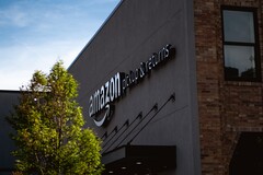 Amazon a été condamné à une amende de 1,1 milliard d&#039;euros par l&#039;autorité antitrust italienne (AGCM) pour avoir abusé de son emprise sur le marché du commerce en ligne. (Image : Brian Angelo via Unsplash)