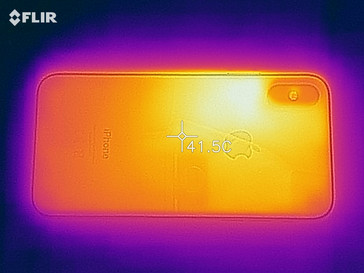 iPhone XS - Relevé thermique à l'arrière de l'appareil en cas de sollicitations soutenues.