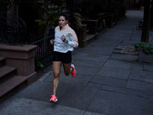 La Forerunner 965 reste la première smartwatch de la série Forerunner de Garmin. (Source de l'image : Garmin)