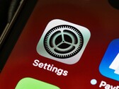 Gros plan sur l'icône de l'application « Réglages » sur l'écran d'un iPhone