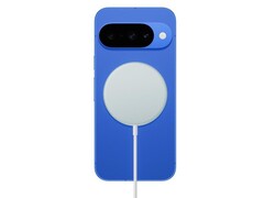 Le Pixel 10 (photo) ne nécessitera pas d&#039;étui magnétique pour la recharge magnétique sans fil. (Source de l&#039;image : Evan Blass)