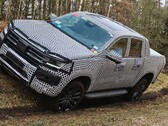 Le nouveau VW Amarok, qui est déjà apparu sous la forme d'un prototype camouflé, pourrait recevoir un groupe motopropulseur entièrement électrique à l'avenir (image : Volkswagen)