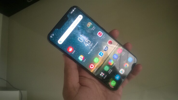 Asus ZenFone 5Z - Face avant.