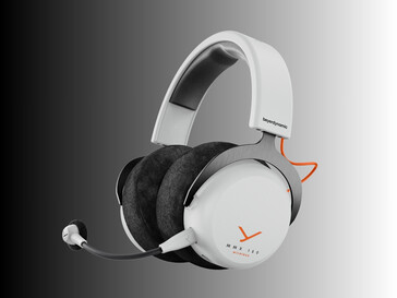 Vue latérale du Beyerdynamic MMX 150 en blanc (Image source : Beyerdynamic PR)