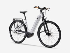Le vélo électrique Rockrider E-ACTV 900 de Decathlon devrait être lancé prochainement. (Source de l'image : Decathlon)