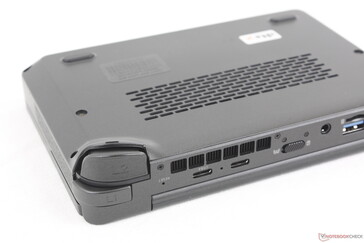 Peu de grilles d'aération pour une unité centrale de classe ordinateur portable