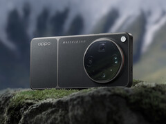 Le Find X9 Ultra dans l'une de ses deux couleurs de lancement.