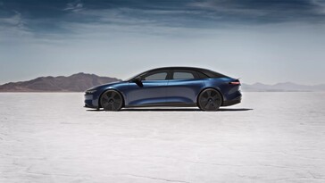 Essai du Lucid Air Sapphire Edition Salt Flats