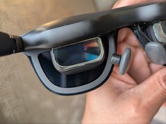 Lentilles micro-OLED Xreal One Pro