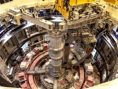 Le FNI atteint des rendements records en énergie de fusion lors des dernières étapes de l&#039;allumage. En photo : La fosse du tokamak d&#039;ITER (Source de l&#039;image : ITER)