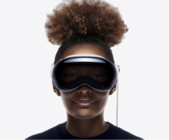 Le casque Apple Vision Pro a fait l'objet d'au moins une critique digne d'intérêt. (Source : Apple)