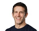 John Ternus est le nouveau PDG d’Apple après le mandat de 15 ans de Tim Cook.