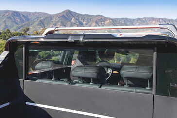 La porte Houdini de la Fisker Alaska devrait permettre une grande flexibilité en cas de besoin. (Source de l'image : Fisker)