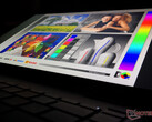 LG travaille sur des écrans OLED pliables pour MacBook ( Apple ) et fournira à HP un écran d'ordinateur portable 4K de 17 pouces qui se plie en un écran de 11 pouces