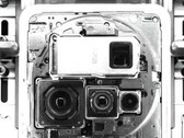 Le design présenté correspond aux précédentes fuites du Xiaomi 15 Ultra. (Source de l'image : via Weibo)