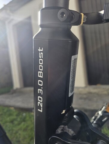 ...marquage de la tige de selle...
