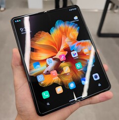 L'écran intérieur du Mi Mix Fold mesure 8,01 pouces. (Image source : Digital Chat Station)