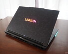 Extravagant, et pas seulement en termes de matériel : Lenovo Legion 9 18. (Source de l'image : Notebookcheck)