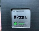 L'AMD Ryzen 5 5600X cherche à menacer l'hégémonie du Core i9-10900K dans les charges de travail à fil unique. (Source de l'image : @GawroskiT sur Twitter)
