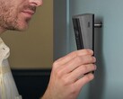La caméra Ring Peephole Camera 2K transforme un judas de porte existant en caméra de sécurité intelligente sans aucun perçage