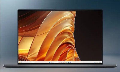 Dell XPS 16 avec un écran OLED 3.2K pour le travail créatif