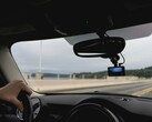 Une voiture équipée d'une dashcam (Image source : Nicole Logan/Unsplash)