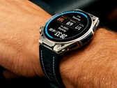 L'Amazfit Balance Ultra est fabriquée en titane et en verre saphir.