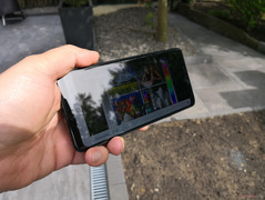 Utilisation du G7 ThinQ dans la lumière directe du soleil.