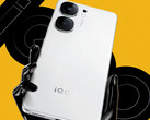 Le iQOO Neo 9s Pro+ serait le deuxième smartphone de la marque iQOO équipé du chipset Snapdragon 8 Gen 3 de Qualcomm, Neo 9s Pro en photo. (Source de l'image : iQOO)