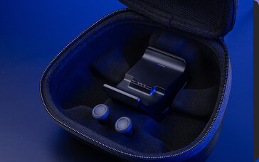 Une station de recharge est incluse dans la boîte (Image source : Asus)