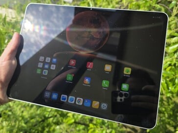 Oppo Pad 4 Pro : Utilisation en extérieur