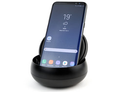 En test : la station d'accueil Samsung DeX EE-MG950. Modèle de test aimablement fourni par Samsung Allemagne.