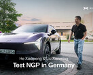 Essais dans la circulation urbaine de Munich : He Xiaopeng, PDG de Xpeng, fait la démonstration du nouveau système Next Generation Pilot (NGP) à bord de la Xpeng L03.