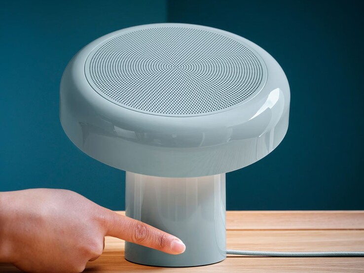 La lampe Bluetooth Blomprakt d'IKEA. (Source : IKEA)