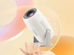 Le projecteur 100M de Lenovo est désormais disponible auprès de revendeurs tiers. (Source de l&#039;image : Lenovo)