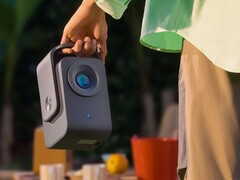 Le projecteur TCL C1 (photo) est désormais disponible au Royaume-Uni. (Source de l'image : TCL)