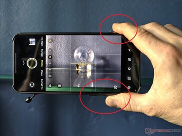 Si le raccourci est utilisé comme déclencheur, les boutons du côté opposé sont souvent actionnés.