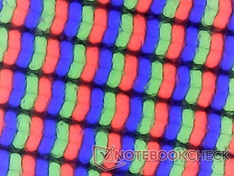 Matte subpixel array avec presque aucune granularité