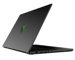 les ordinateurs portables de 18 pouces font leur retour ? (Image Source : Razer)